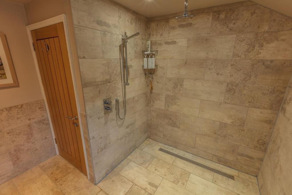 Halfmoon Lodge @ Knights Hole Wheelchair Access Cranbrook Exteriér fotografie