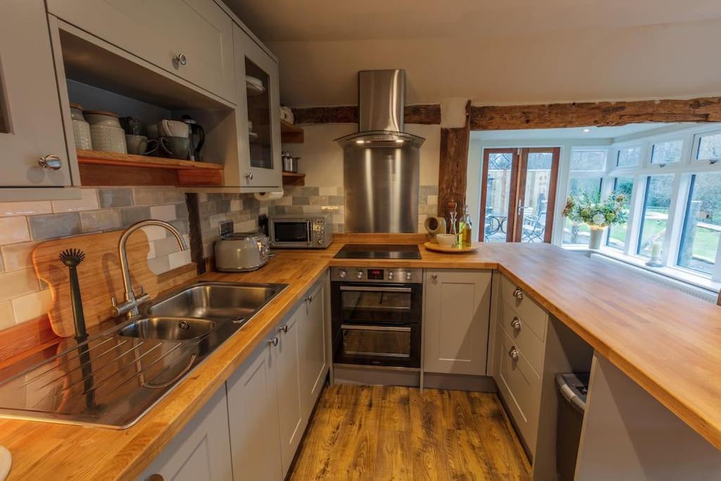 Halfmoon Lodge @ Knights Hole Wheelchair Access Cranbrook Exteriér fotografie